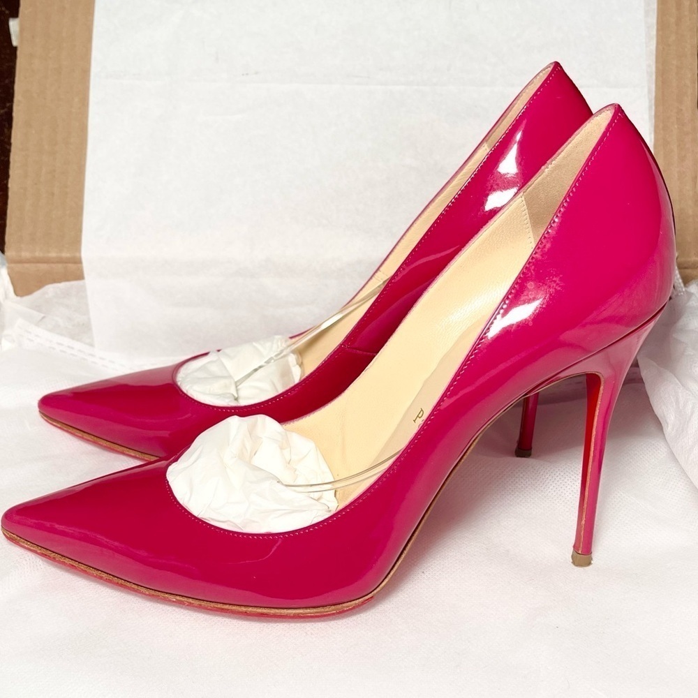 Christian Louboutin Women's Pink Pumps - Picture 3 of 10